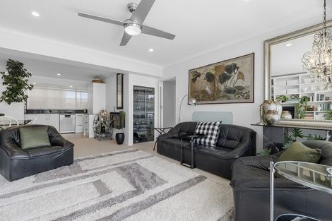 Photo of property in 3/22 Cliff Road, Tauranga, 3110