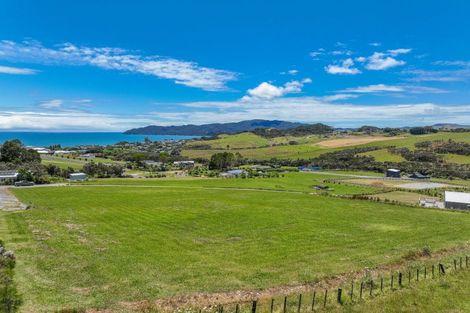 Photo of property in 6 Frazer Place, Coopers Beach, 0420