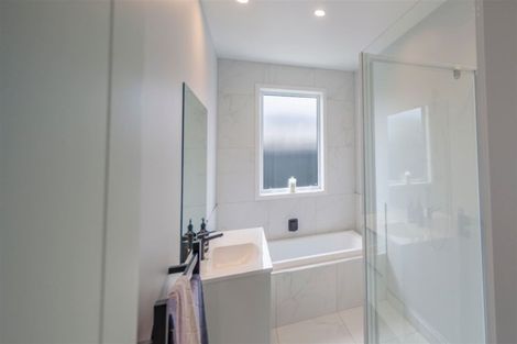 Photo of property in 3 Kaituna Place, Te Awa, Napier, 4110