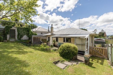 Photo of property in 18 Rose Street, Waipawa, 4210