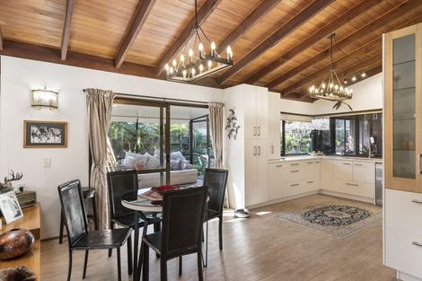 Photo of property in 1 Manu Grove, Waikanae, 5036