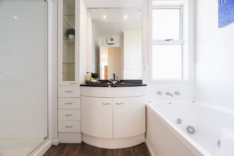 Photo of property in 32 Wills Street, Balaclava, Dunedin, 9011