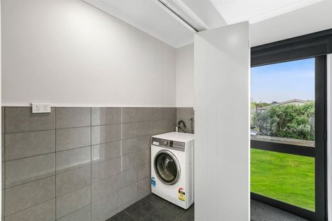 Photo of property in 7 Antonio Street, Stratford, 4332