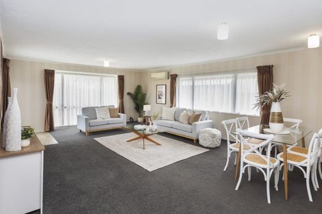 Photo of property in 5 Chokebore Place, Sockburn, Christchurch, 8042