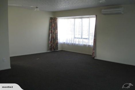 Photo of property in 33 Mortlake Street, Islington, Christchurch, 8042