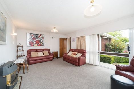 Photo of property in 25 Chippendale Crescent, Highbury, Palmerston North, 4412