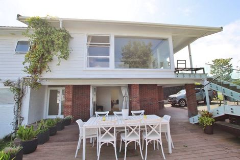 Photo of property in 78 Hillcrest Avenue, Hillcrest, Auckland, 0627