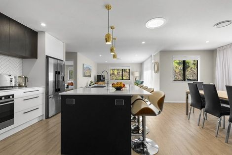 Photo of property in 7 Ruru Lane, Hurworth, New Plymouth, 4310