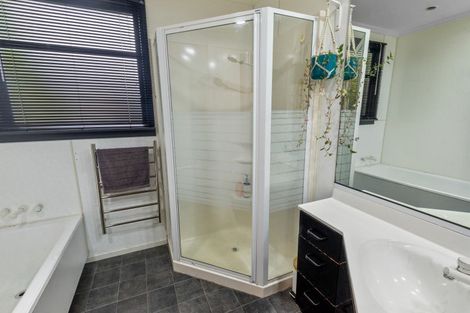 Photo of property in 22 Oxford Street, Holmes Hill, Oamaru, 9401