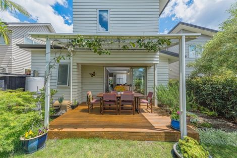 Photo of property in 62 Station Street, Hobsonville, Auckland, 0616