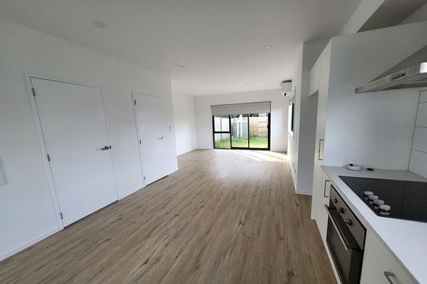 Photo of property in 1 Eileen Newey Place, Henderson, Auckland, 0612