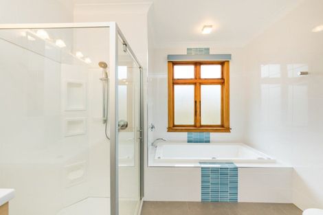 Photo of property in 31 Manapouri Crescent, Hokowhitu, Palmerston North, 4410