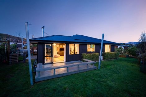 Photo of property in 19 Matipo Street, Wanaka, 9305