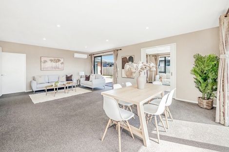 Photo of property in 17 Exeter Lane, Rolleston, 7614