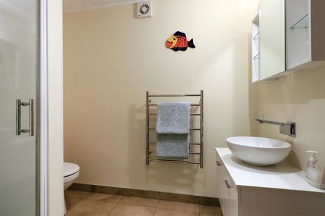 Photo of property in 19 Muritai Crescent, Havelock North, 4130