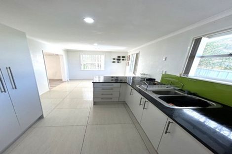 Photo of property in 30c Pinedale Place, Henderson, Auckland, 0610