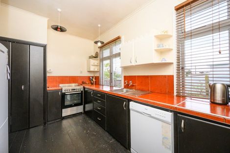 Photo of property in 23 Jenks Street, Foxton, 4814