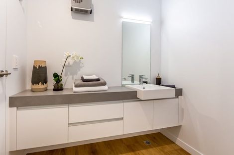 Photo of property in 21/6 Waverley Street, Sydenham, Christchurch, 8023