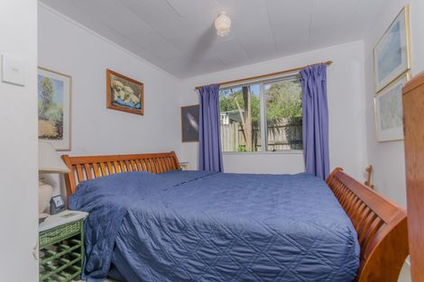 Photo of property in 117 Konini Road, Titirangi, Auckland, 0604