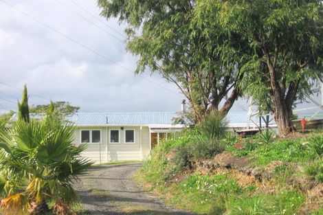 Photo of property in 334 Triangle Road, Massey, Auckland, 0614