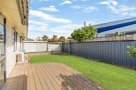 Photo of property in 86b Queen Street, Waiuku, 2123