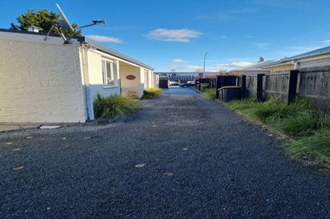 Photo of property in 2/192 Waimairi Road, Ilam, Christchurch, 8041