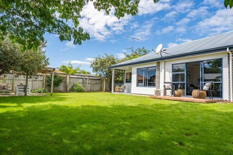 Photo of property in 23 Maple Crescent, Richmond, 7020