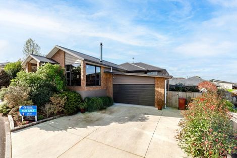 Photo of property in 12 Iris Place, Grandview Heights, Hamilton, 3200