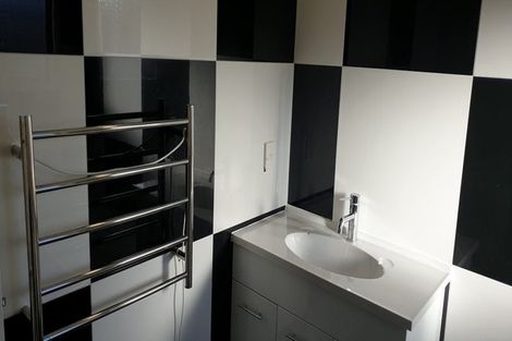 Photo of property in 27 Dovey Place, Massey, Auckland, 0614