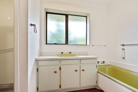 Photo of property in 9 Elliot Street, Howick, Auckland, 2014