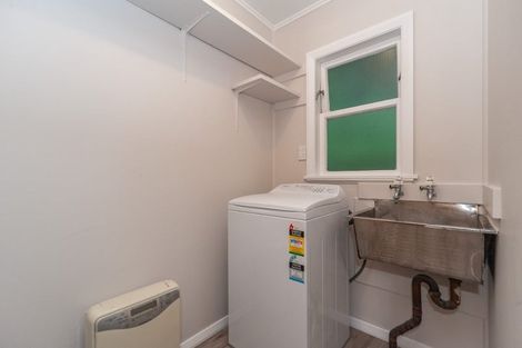 Photo of property in 54 Glenmore Street, Northland, Wellington, 6012