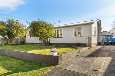 Photo of property in 12 Burns Street, Tawhero, Whanganui, 4501