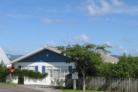 Photo of property in 15 Darcy Place, Massey, Auckland, 0614