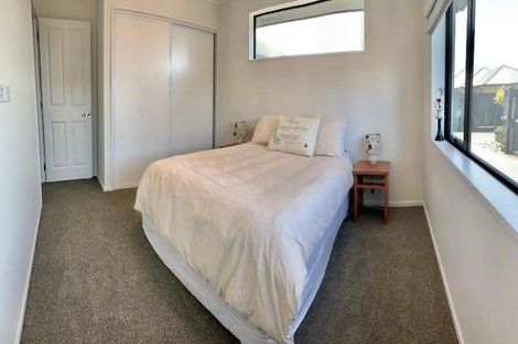 Photo of property in 9 Fearne Drive, Woodend, 7610