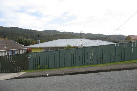 Photo of property in 6 Parenga Street, Wainuiomata, Lower Hutt, 5014