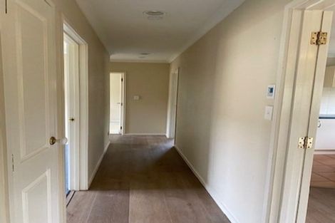 Photo of property in 31 Armoy Drive, East Tamaki, Auckland, 2016
