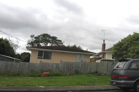 Photo of property in 7 Kahika Road, Birkdale, Auckland, 0626