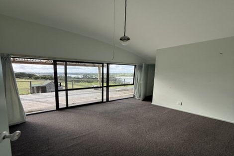 Photo of property in 23 James Paige Lane, Riverhead, Albany, 0793