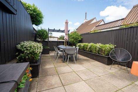 Photo of property in Pitarua Court, 11u6 Pitarua Street, Thorndon, Wellington, 6011