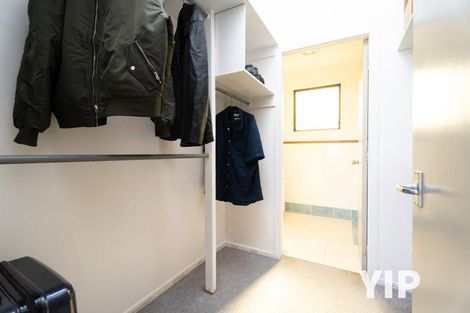 Photo of property in 20 Lyndfield Lane, Newlands, Wellington, 6037