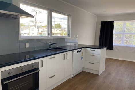 Photo of property in 12 Edwards Avenue, Henderson, Auckland, 0610