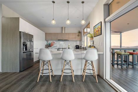 Photo of property in 25 Medhurst Road, Bombay, 2675