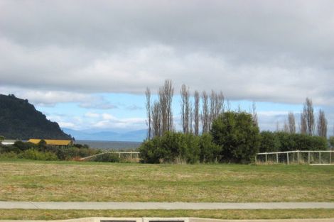 Photo of property in 159 Lisland Drive, Kinloch, Taupo, 3377