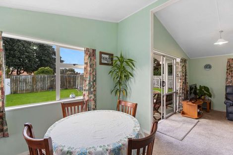 Photo of property in 43a Sandspit Road, Waiuku, 2123