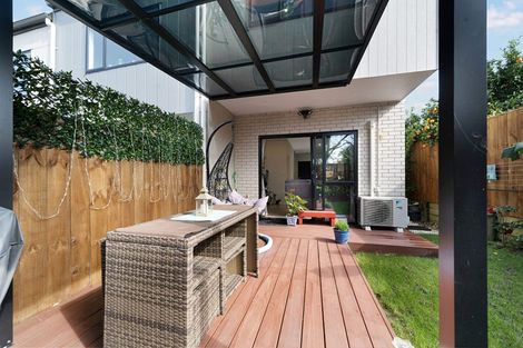 Photo of property in 10/47 Arawa Street, New Lynn, Auckland, 0600