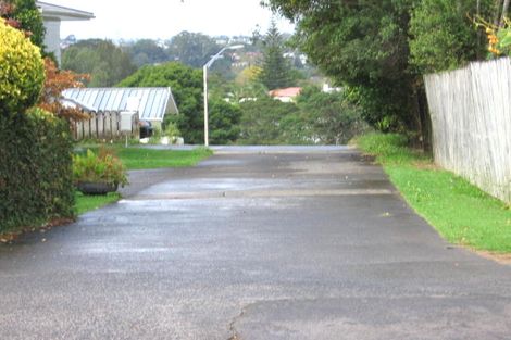Photo of property in 10/129 Tirimoana Road, Te Atatu South, Auckland, 0602