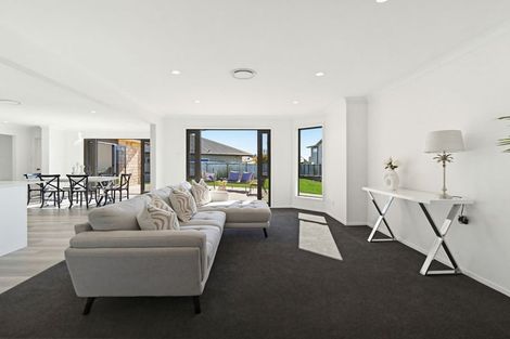 Photo of property in 7 Hanna Place, Havelock North, 4130