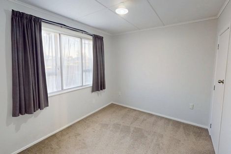 Photo of property in 7 Tararua Terrace, Cloverlea, Palmerston North, 4412
