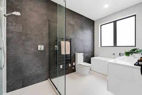 Photo of property in 6 Baumea Rise, Massey, Auckland, 0614