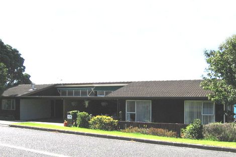Photo of property in 2/25 Oban Road, Browns Bay, Auckland, 0630